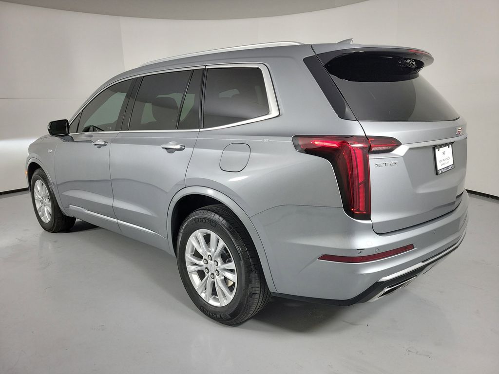 2024 Cadillac XT6 Luxury - 2
