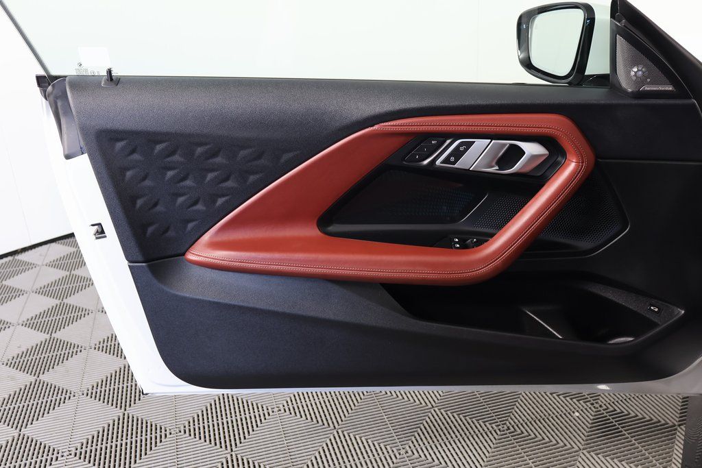 Thumbnail: 2023 BMW 2 Series - 12