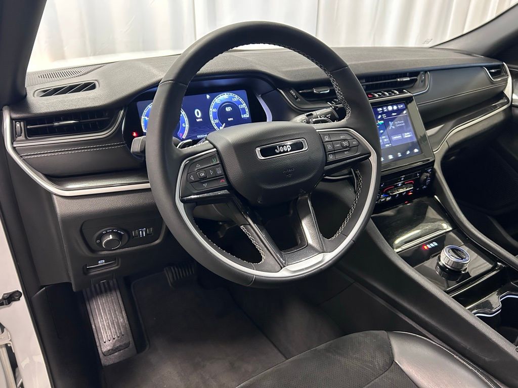 used 2023 Jeep Grand Cherokee L car, priced at $30,499