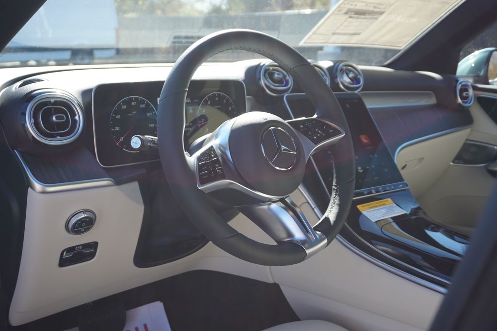 Thumbnail: 2026 Mercedes-Benz GLC - 10