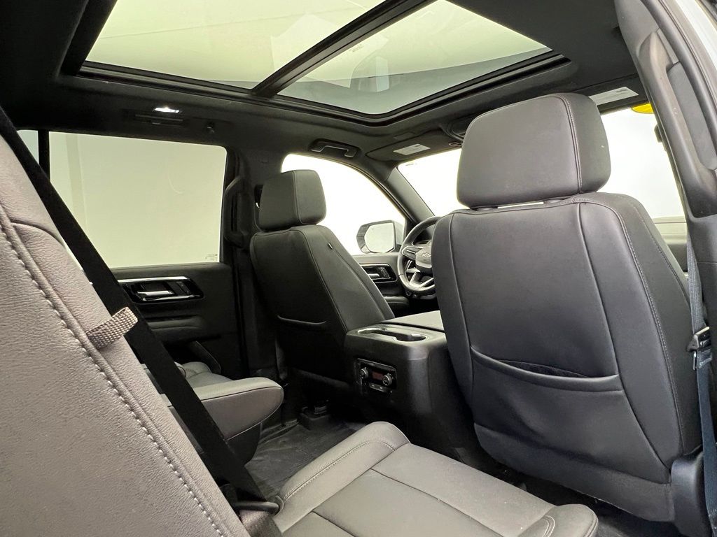 Thumbnail: 2025 Chevrolet Tahoe - 8