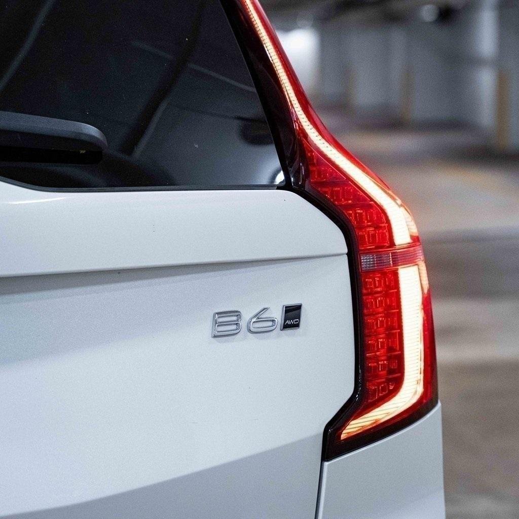 2026 Volvo XC90 Ultra - Photo 8