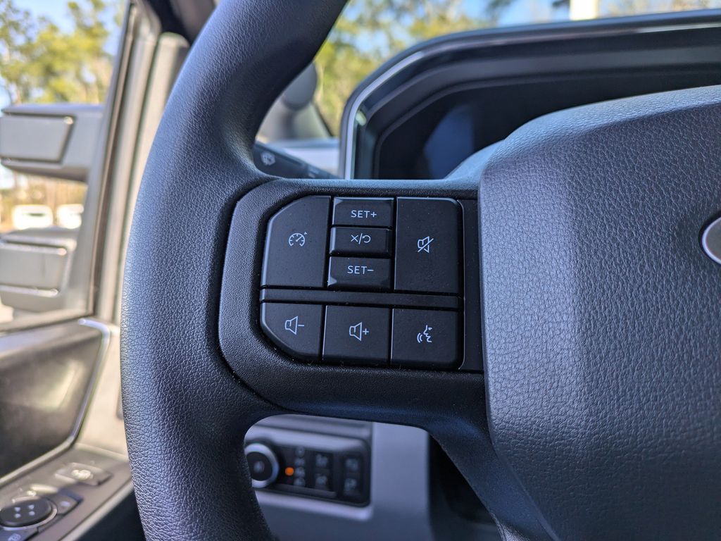 2026 Ford F-250 Black Widow