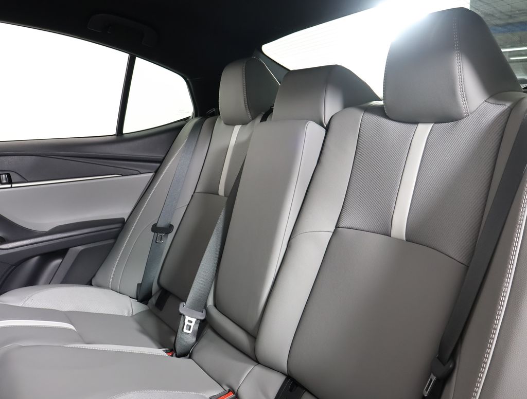 2026 Toyota Camry SE photo 15
