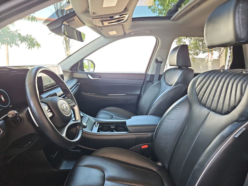 2023 Hyundai Palisade Limited Black at Jones Ford