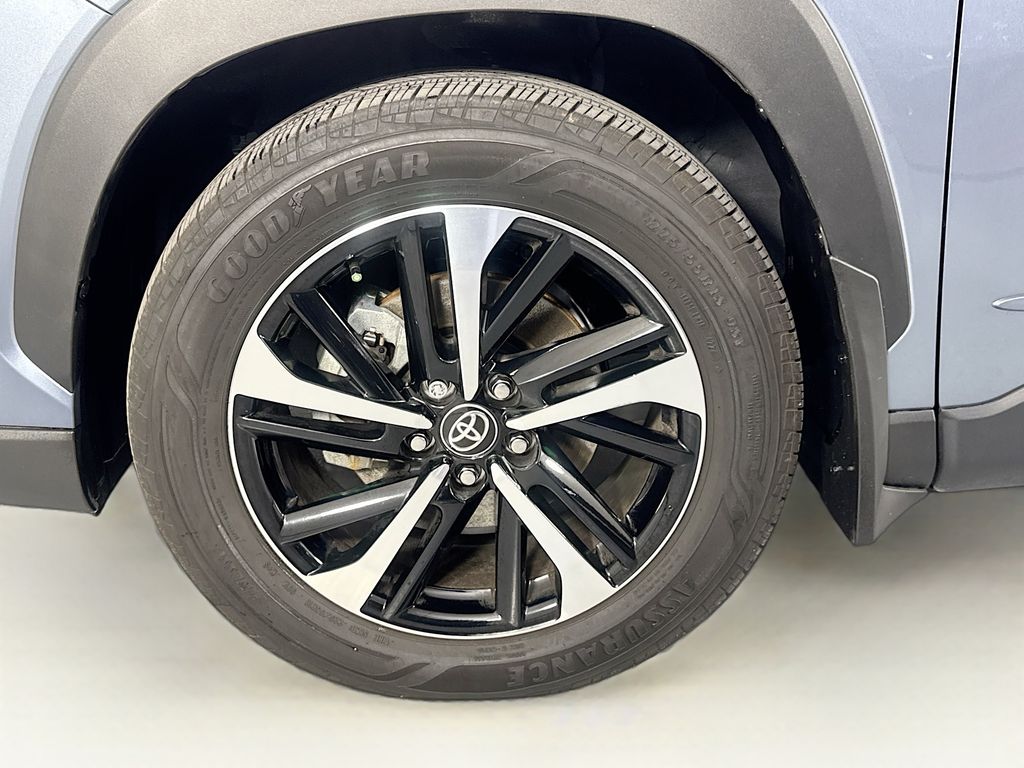 Used Car 2024 Toyota Corolla Cross  Hybrid Xse For Sale Under $35,000 In Austin, Texas