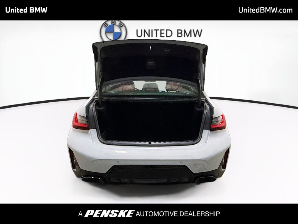 Thumbnail: 2025 BMW 3 Series - 14