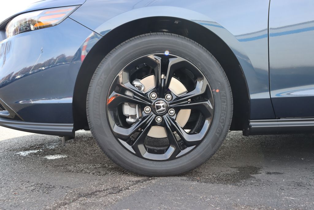 Thumbnail: 2025 Honda Accord - 10