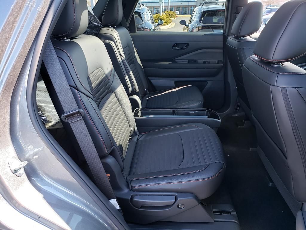 new 2026 Nissan Pathfinder car, priced at $44,534