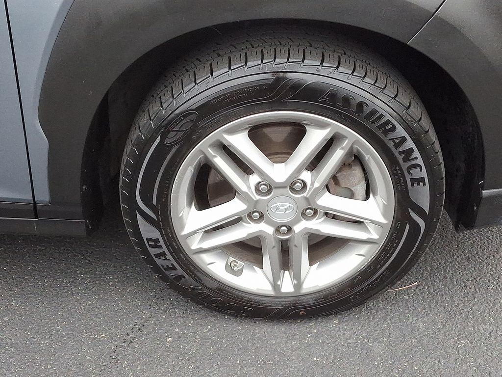 Thumbnail: 2018 Hyundai Kona - 8