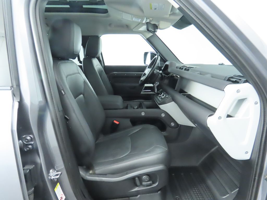 Thumbnail: 2022 Land Rover Defender - 20