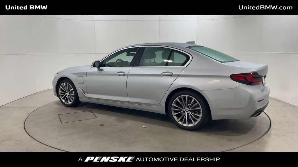 2021 BMW 5 Series 530e iPerformance 6