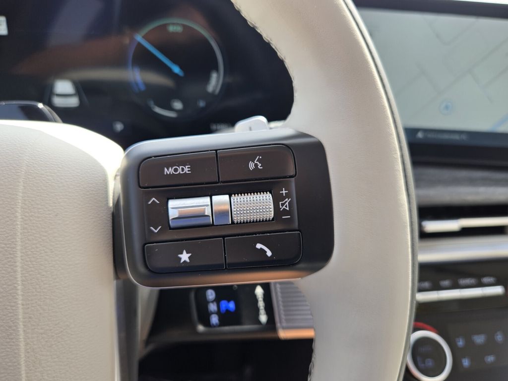 2025 Hyundai Santa Fe - $39,999