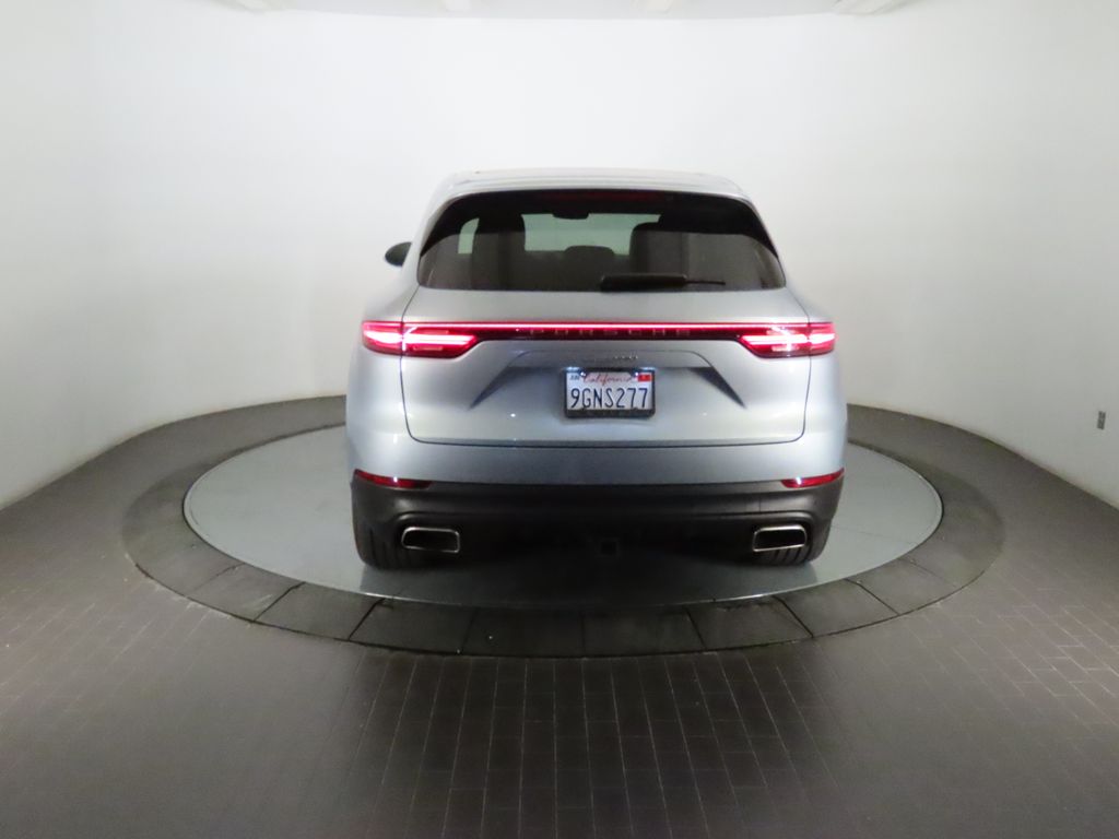 Thumbnail: 2023 Porsche Cayenne - 6