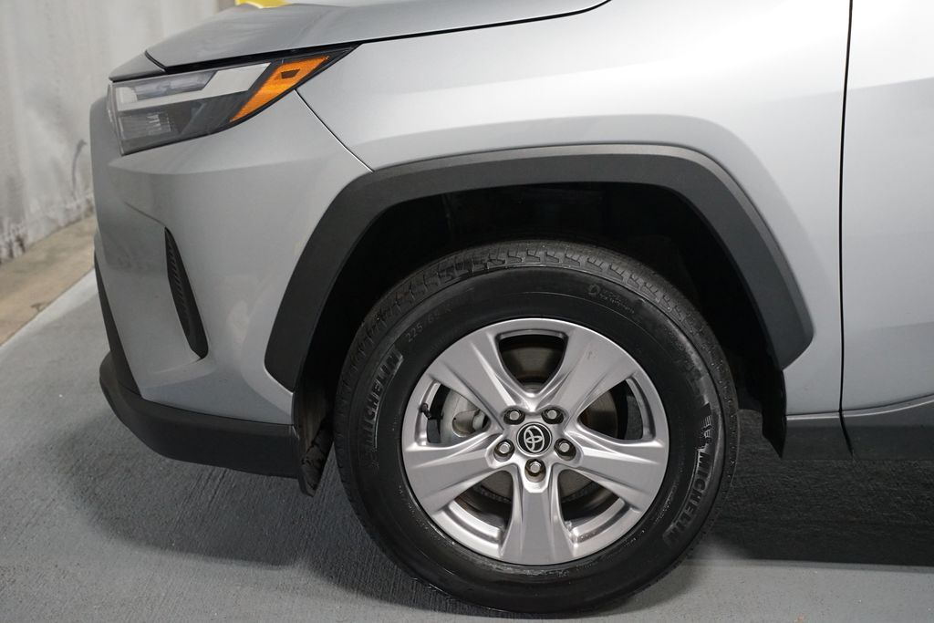 Thumbnail: 2025 Toyota RAV4 - 5