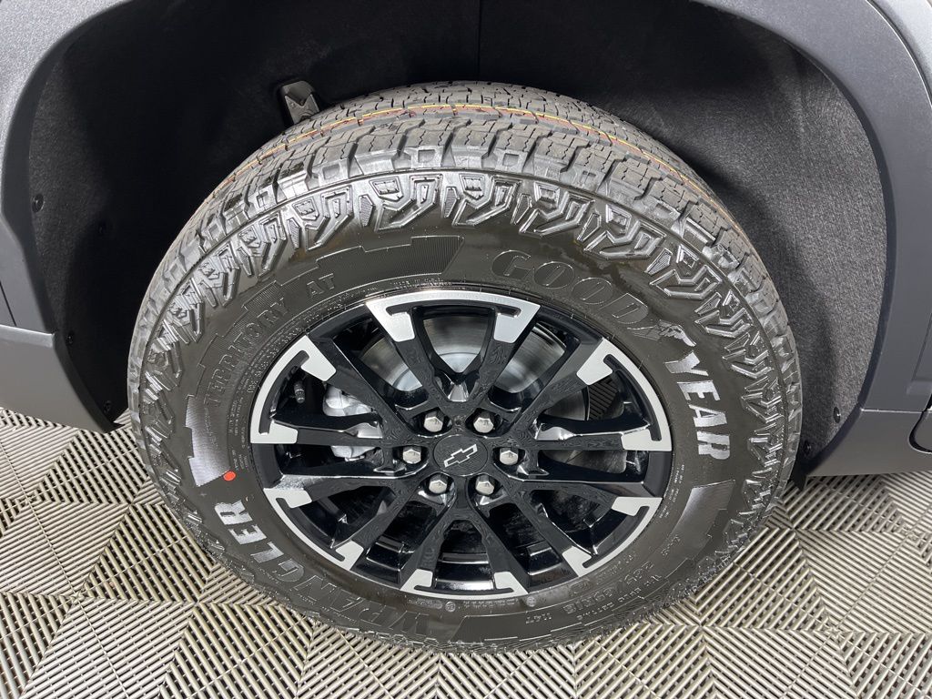 Thumbnail: 2026 Chevrolet Traverse - 18