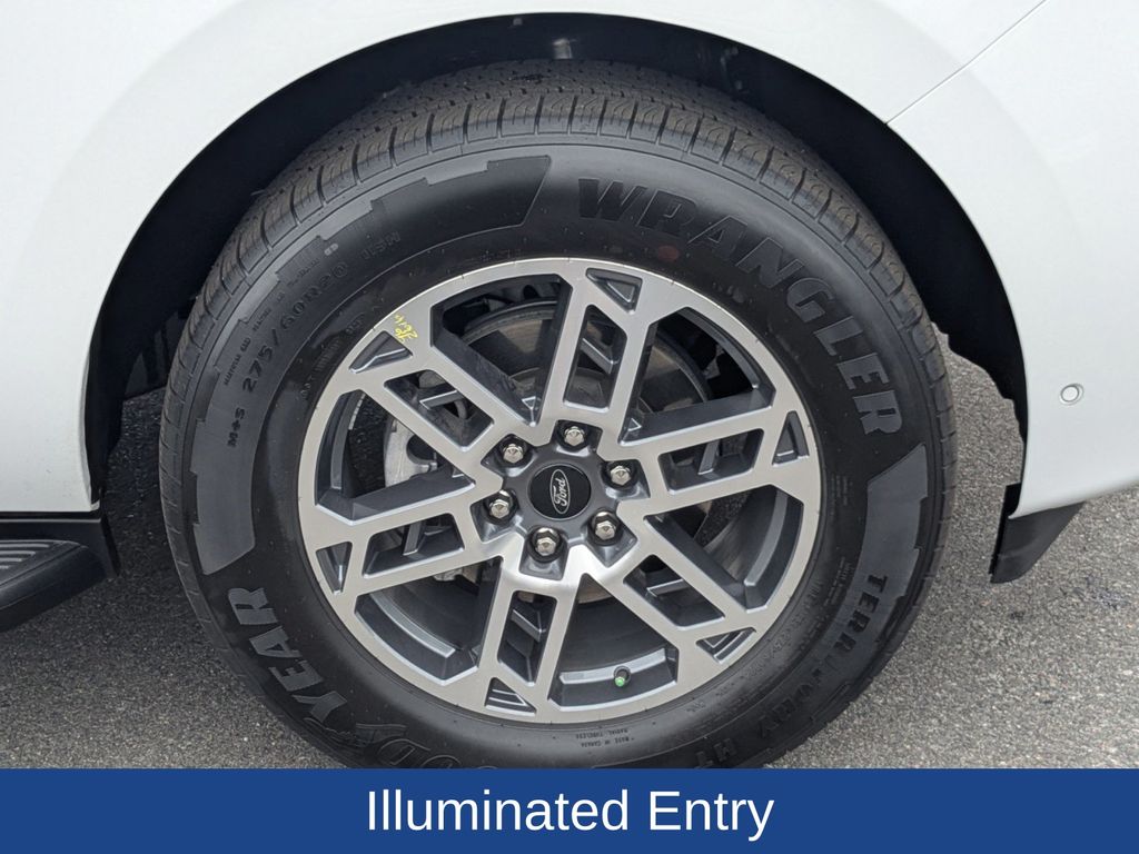 2025 Ford Expedition Active MAX