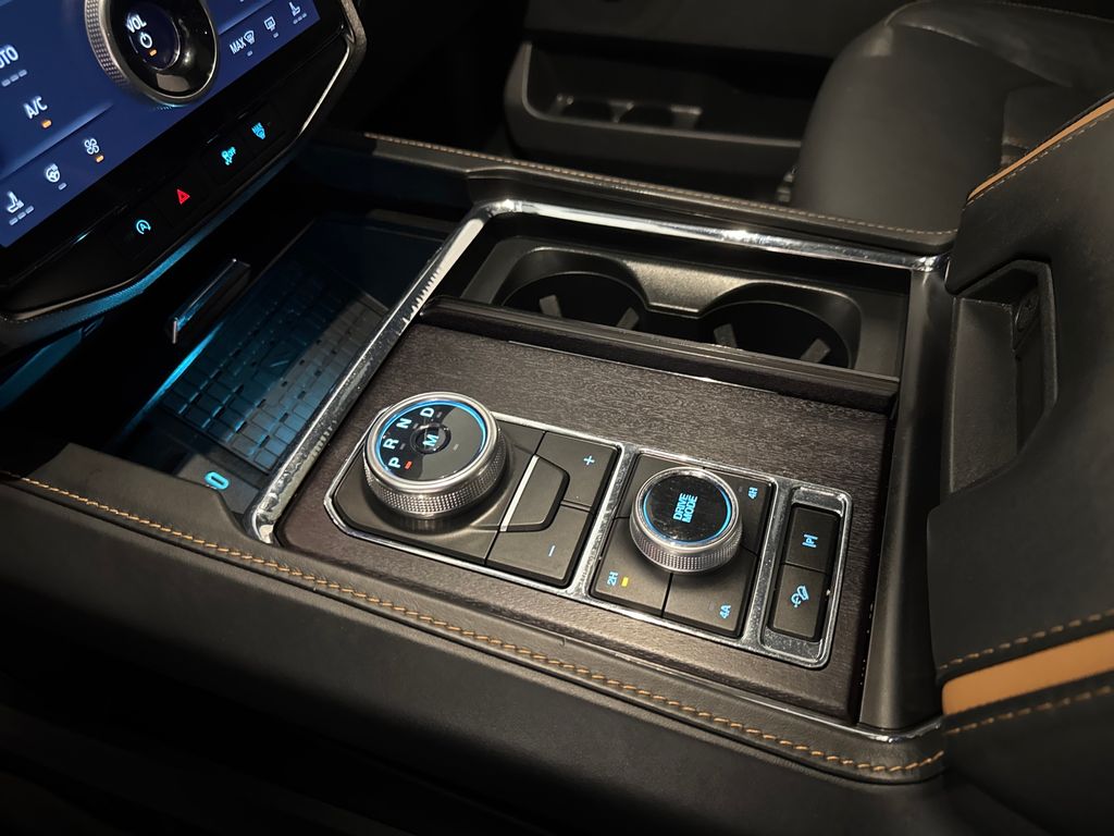 2023 Dark Matter Metallic Ford Expedition Max Platinum 4X4 SUV