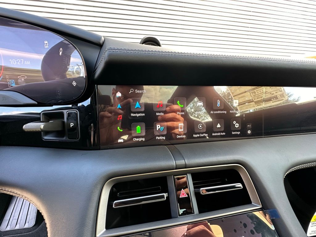 Thumbnail: 2025 Porsche Taycan - 23