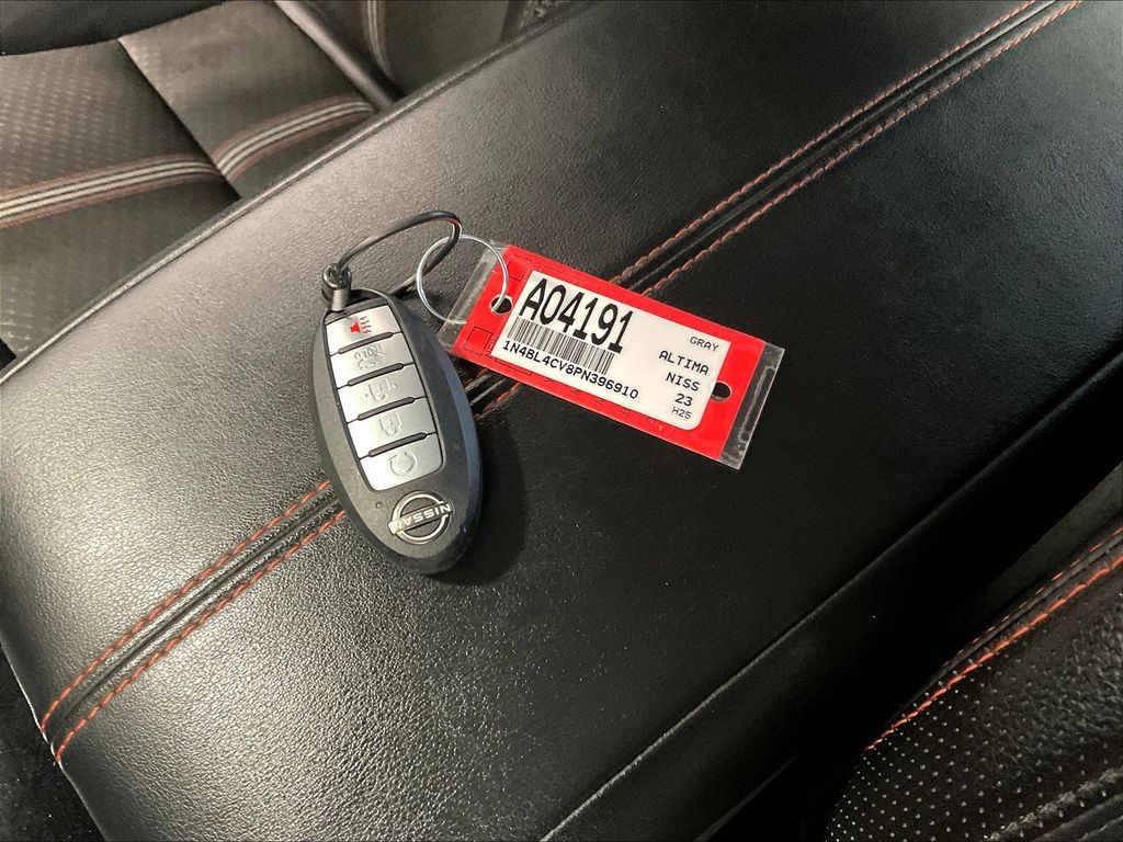 2023 Nissan Altima — photo 30