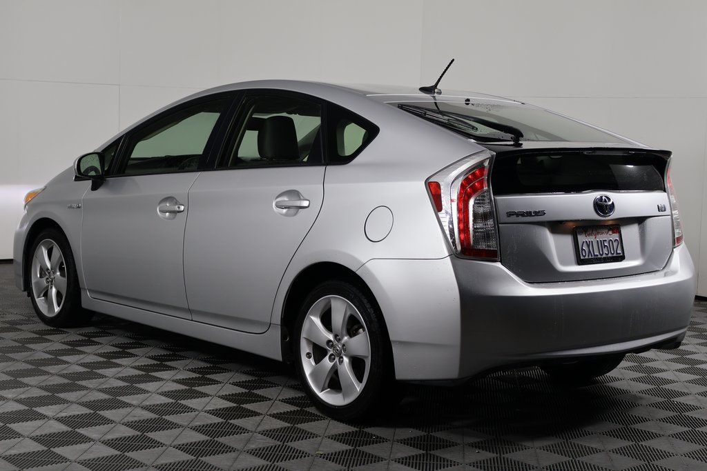 Thumbnail: 2012 Toyota Prius - 6