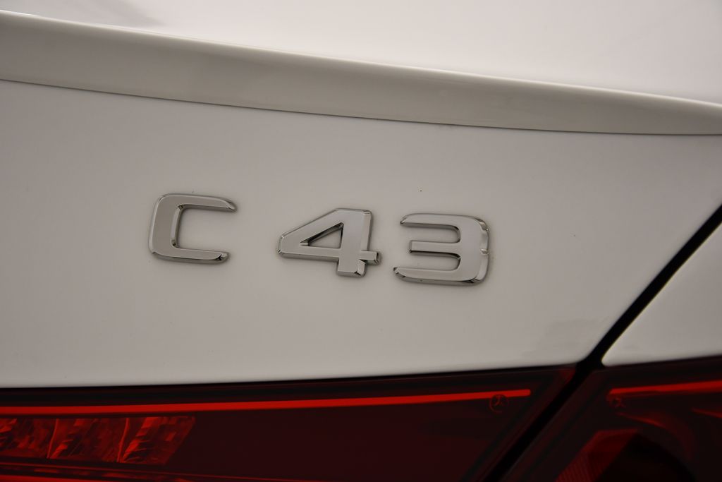 2025 Mercedes-Benz C-Class AMG C 43 10