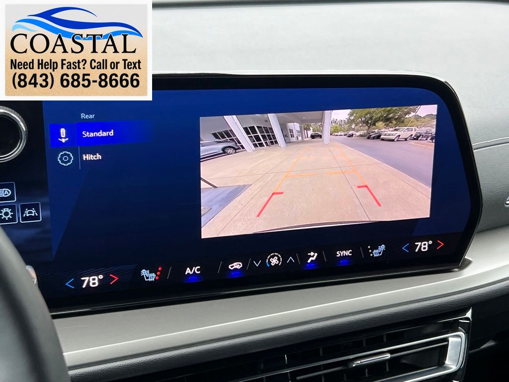 2025 Chevrolet Traverse LT White at Bob Mills Chevrolet