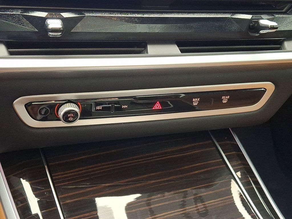 Thumbnail: 2025 BMW X5 - 16