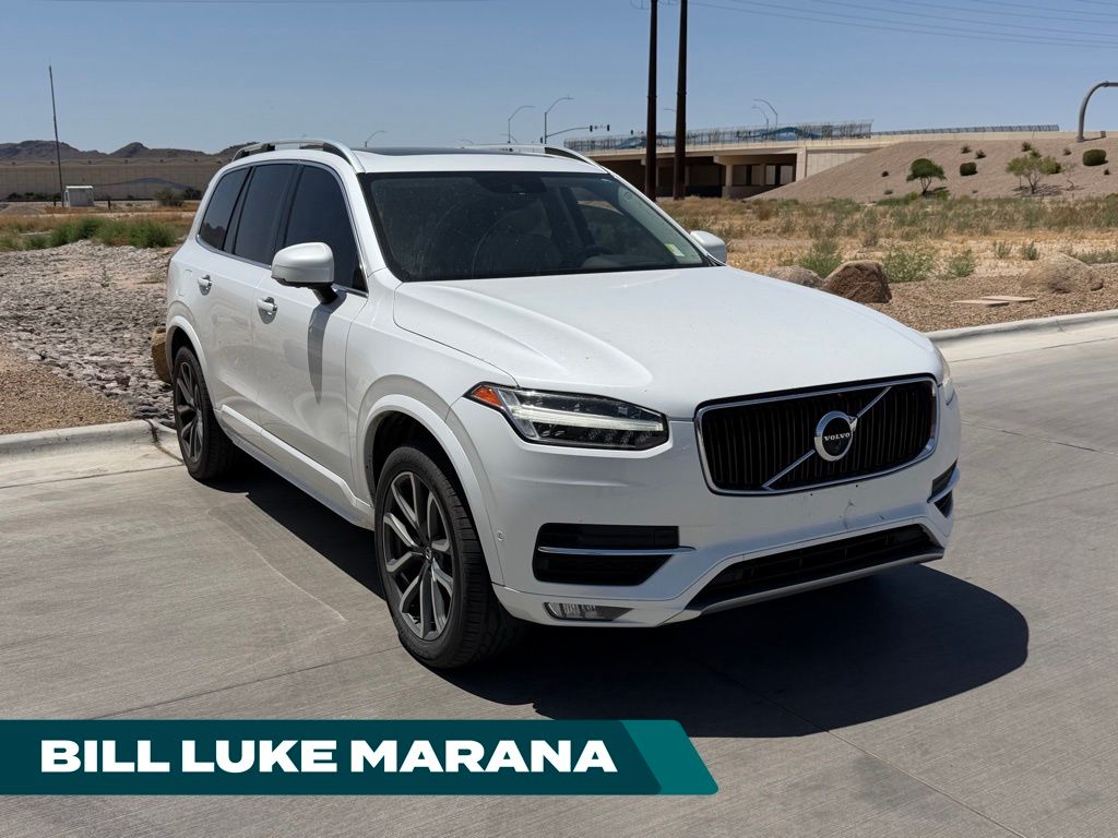 Crystal White 2018 Volvo XC90 T6 Momentum AWD SUV / Crossover All-Wheel Drive Automatic