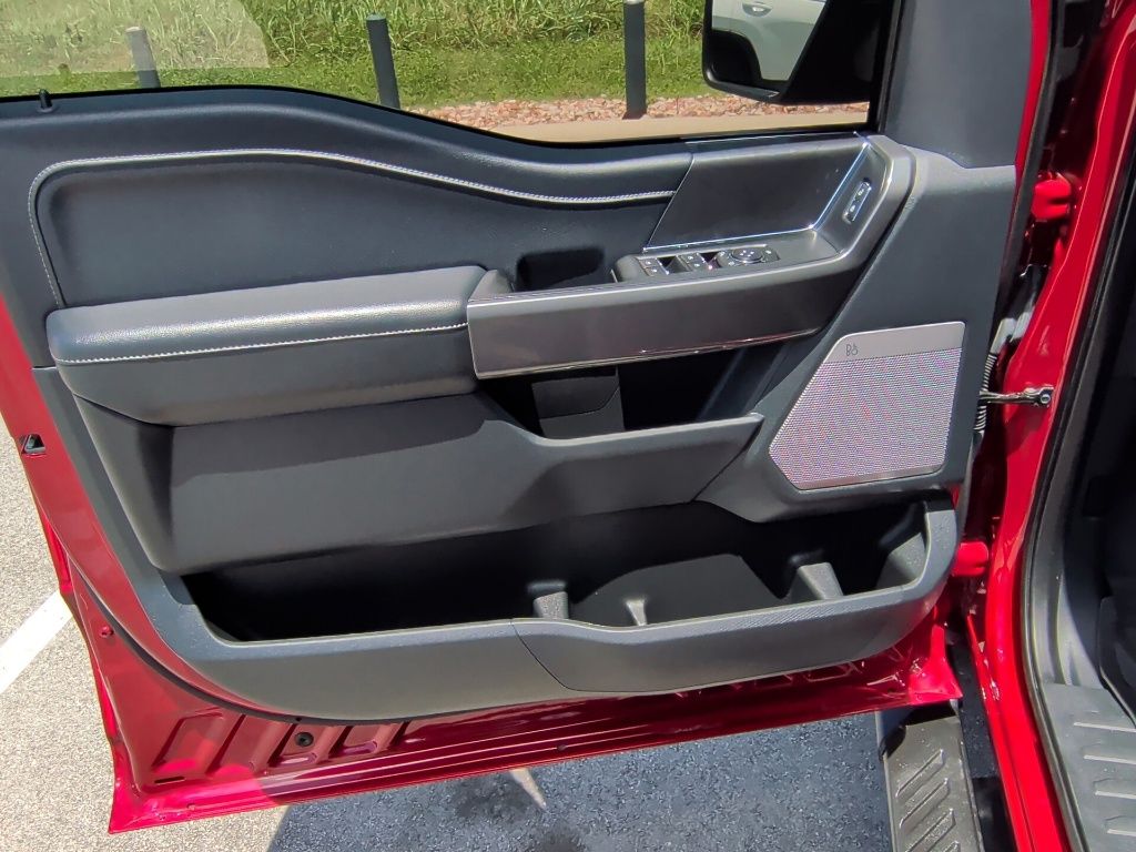 2022 Ford F-150 XLT - 9