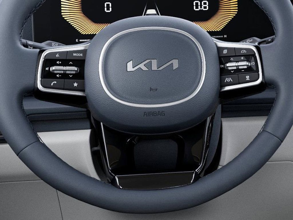 2025 Kia Carnival EX - Photo 21