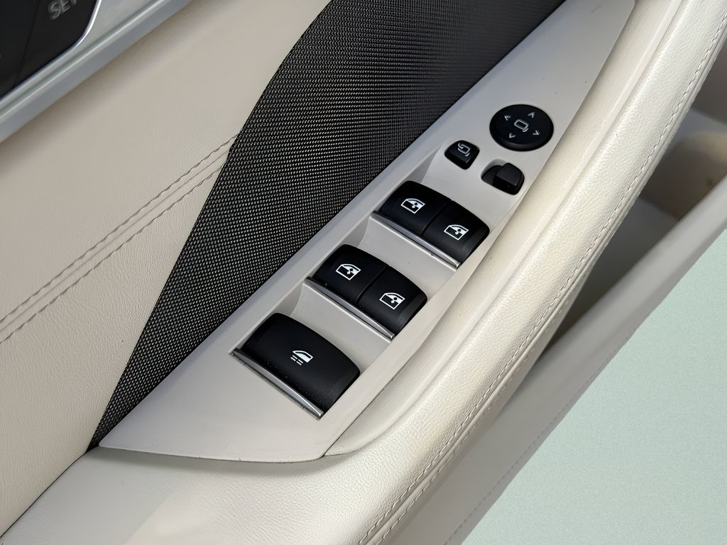 Used 2021 Gray BMW 840i image 12