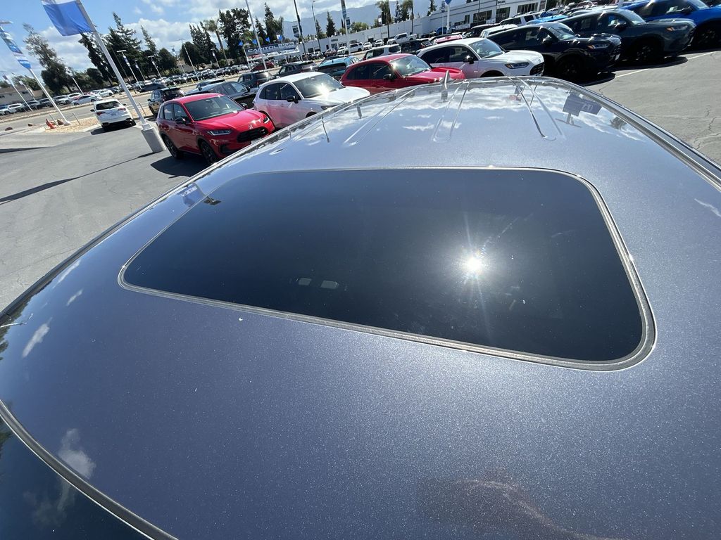 Thumbnail: 2023 Honda Odyssey - 21