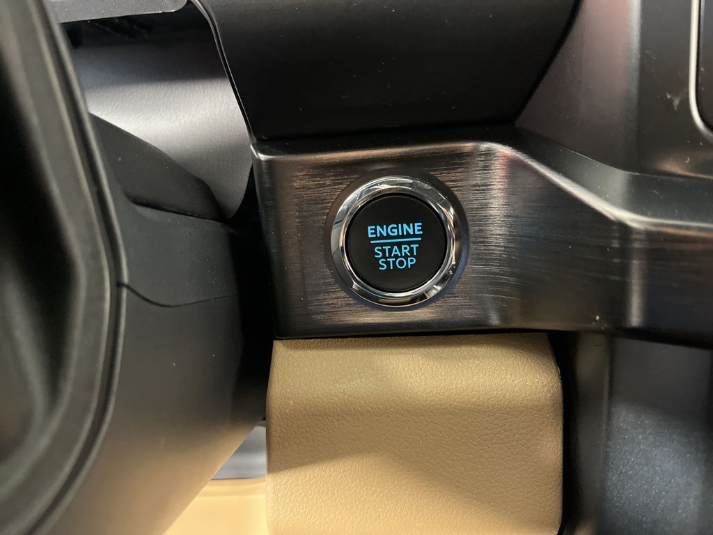 Thumbnail: 2023 Ford Econoline - 31