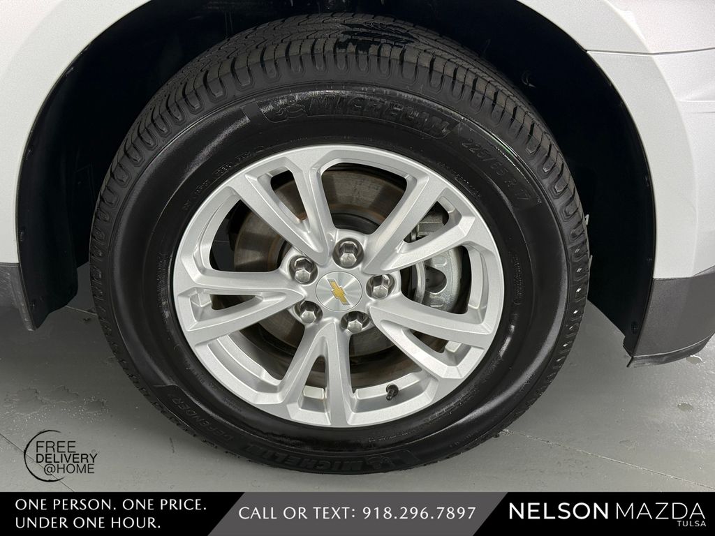 Used 2016 Silver Chevrolet LT image 10