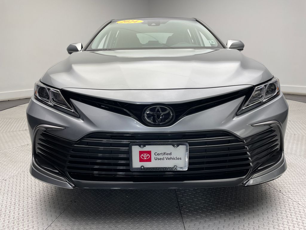 2024 Toyota Camry LE 2