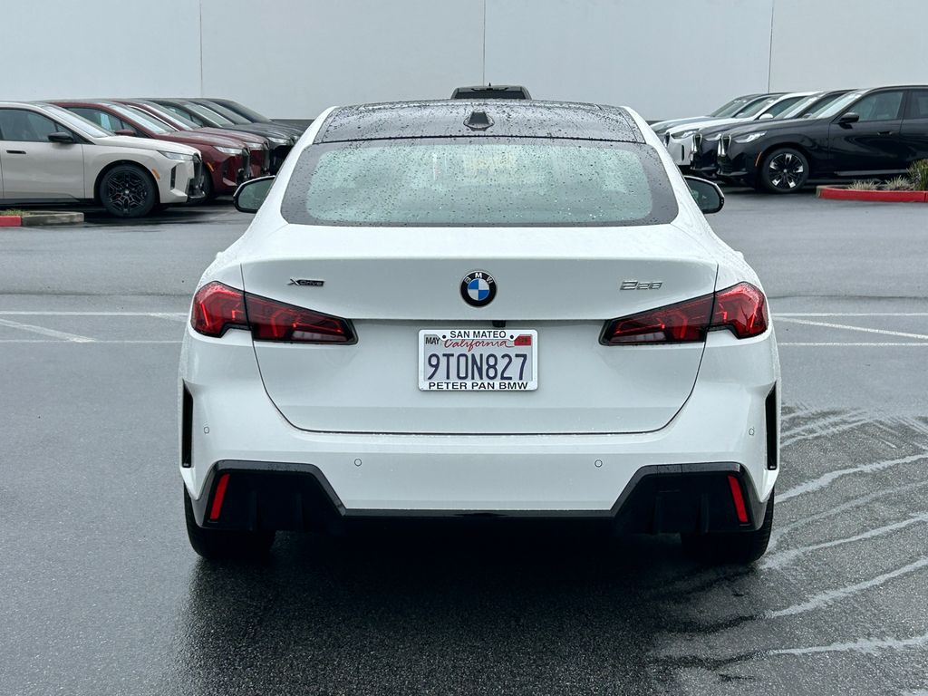 Thumbnail: 2025 BMW 2 Series - 4