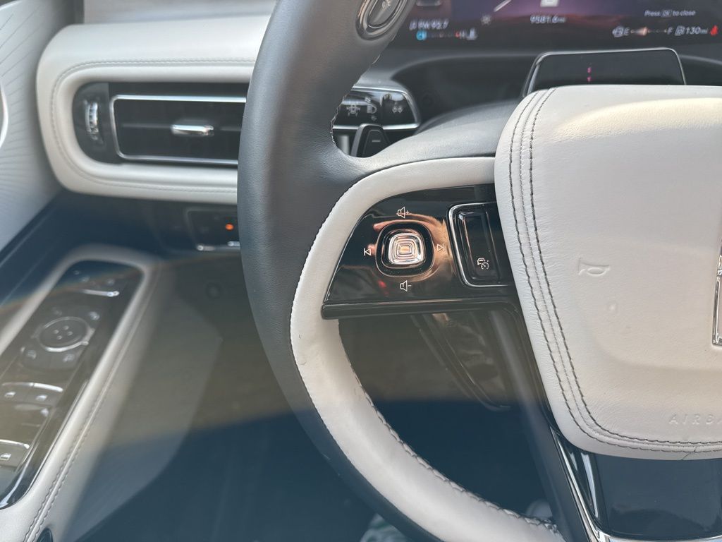 2025 Lincoln Aviator