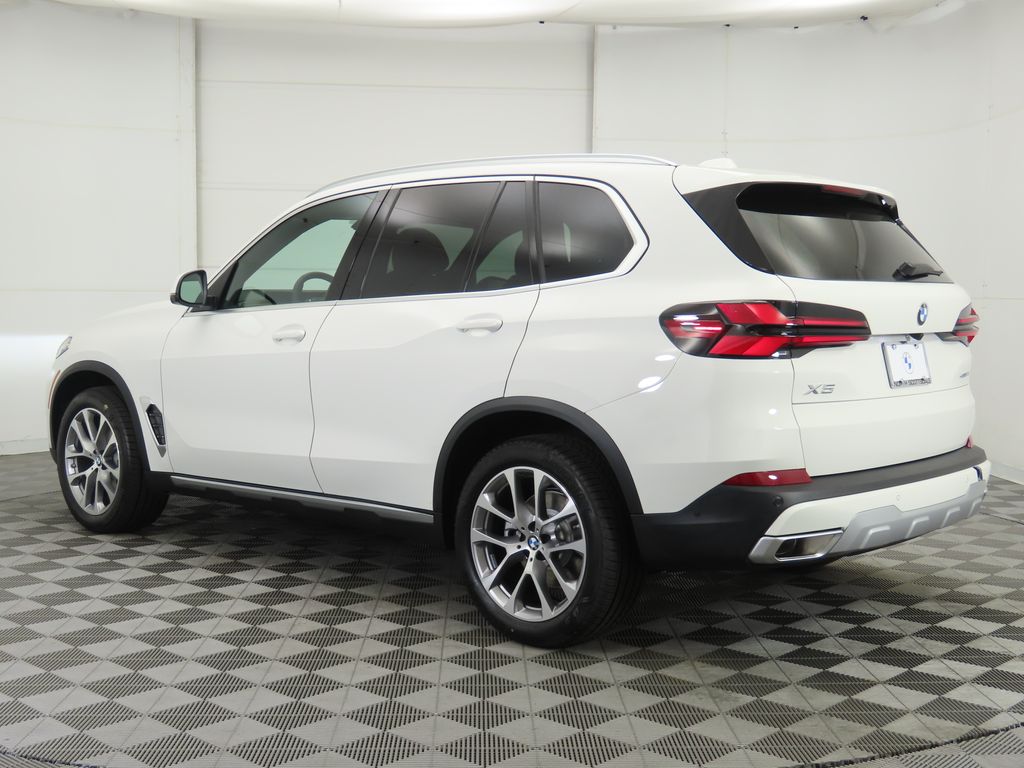 Thumbnail: 2026 BMW X5 - 7