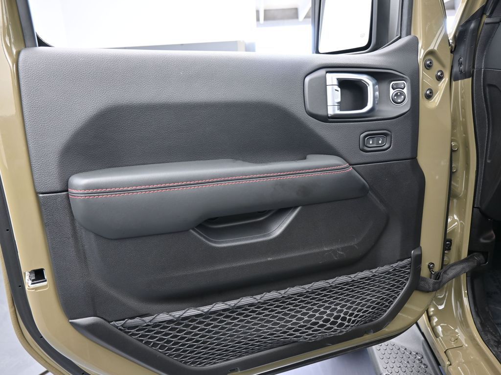 Used 2026 Pj5 Jeep Rubicon X image 16