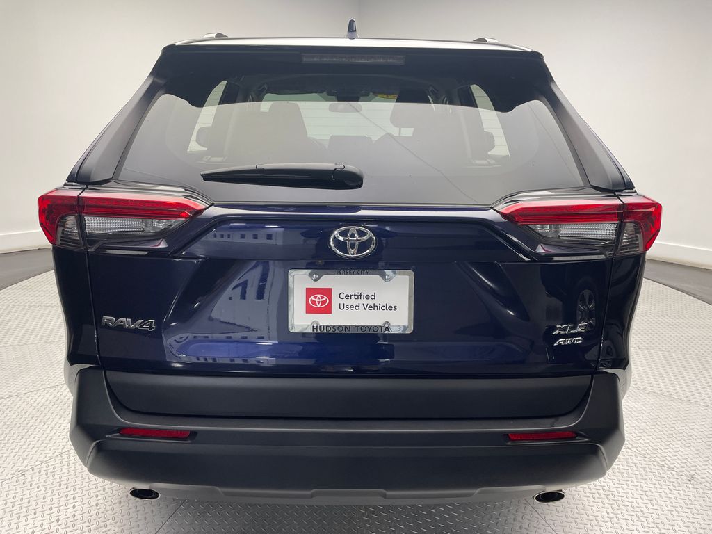 2024 Toyota RAV4 XLE 6