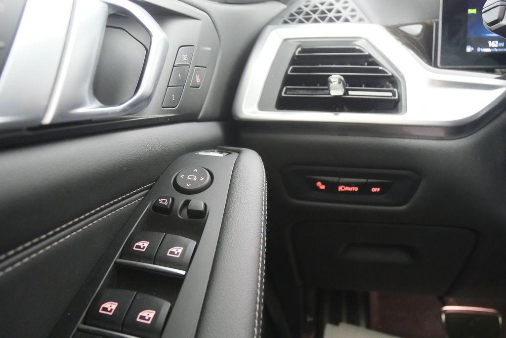 Thumbnail: 2024 BMW X5 - 18