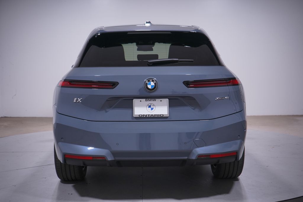 Thumbnail: 2026 BMW iX - 5