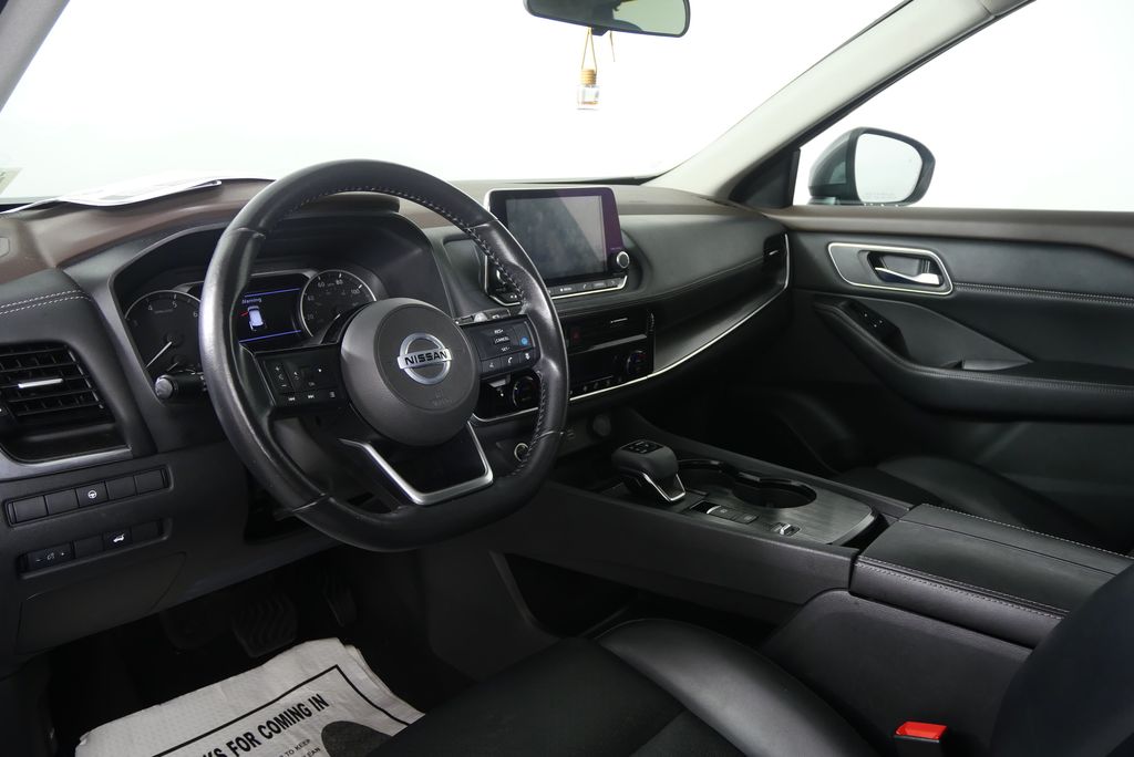 Thumbnail: 2021 Nissan Rogue - 11