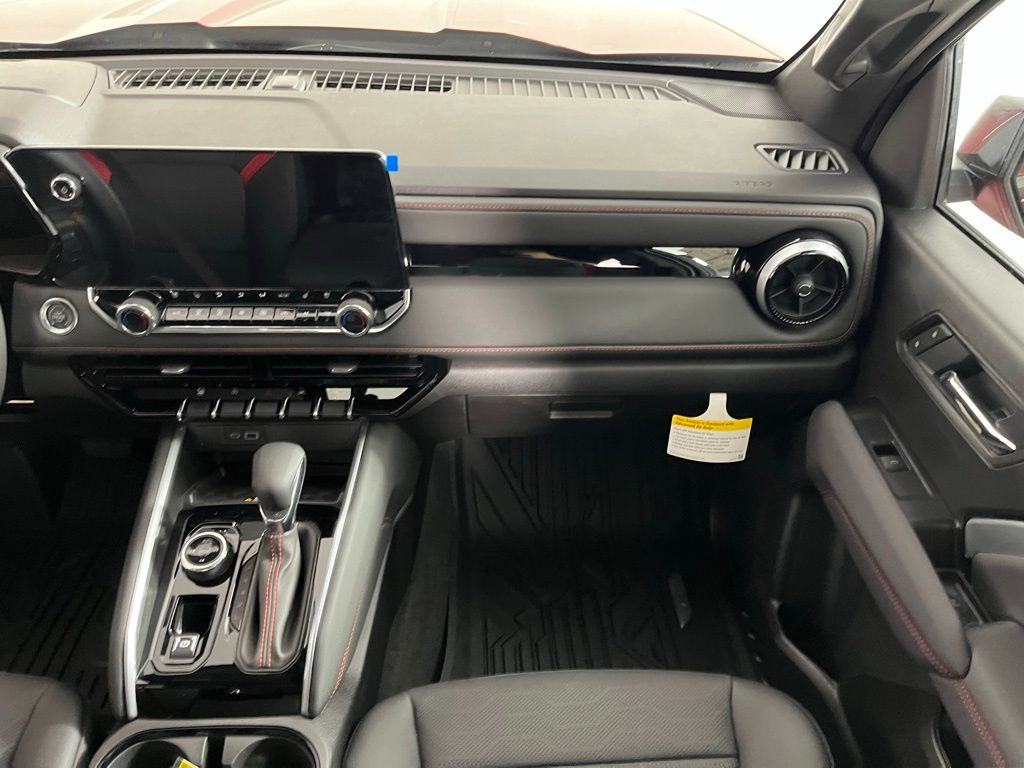 Thumbnail: 2026 Chevrolet Colorado - 13