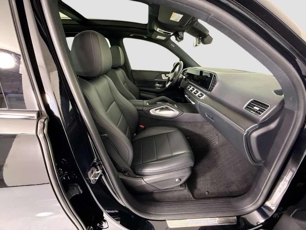 Thumbnail: 2021 Mercedes-Benz GLE - 21