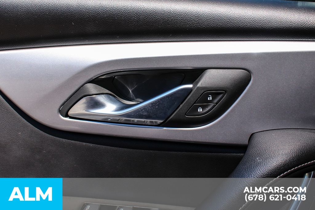 Used 2025 White Chevrolet LT image 39