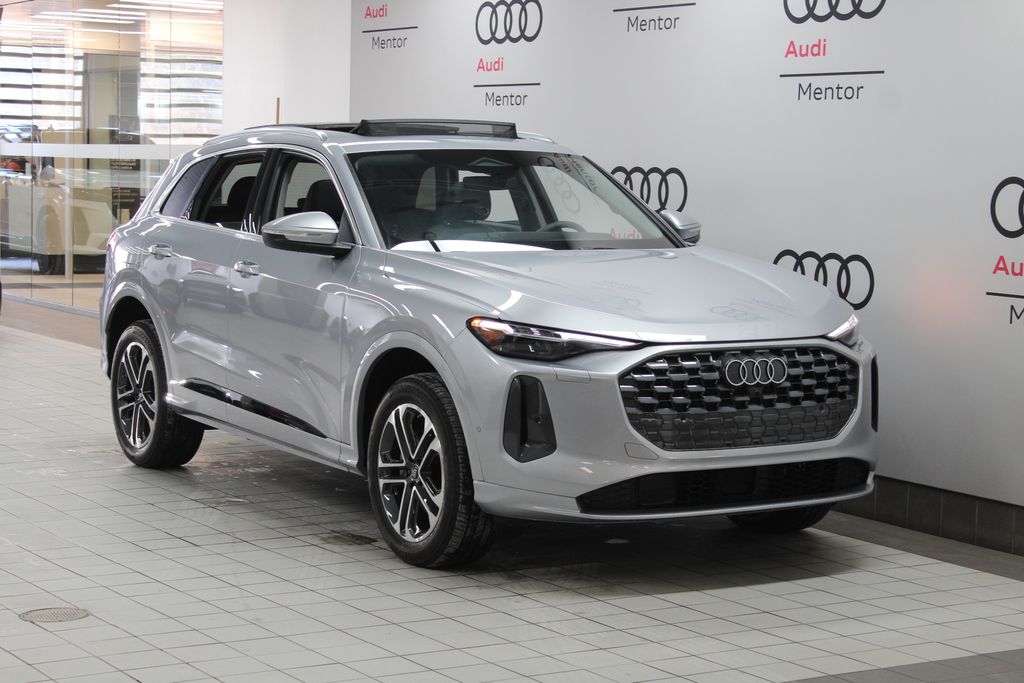 Thumbnail: 2025 Audi Q5 - 8