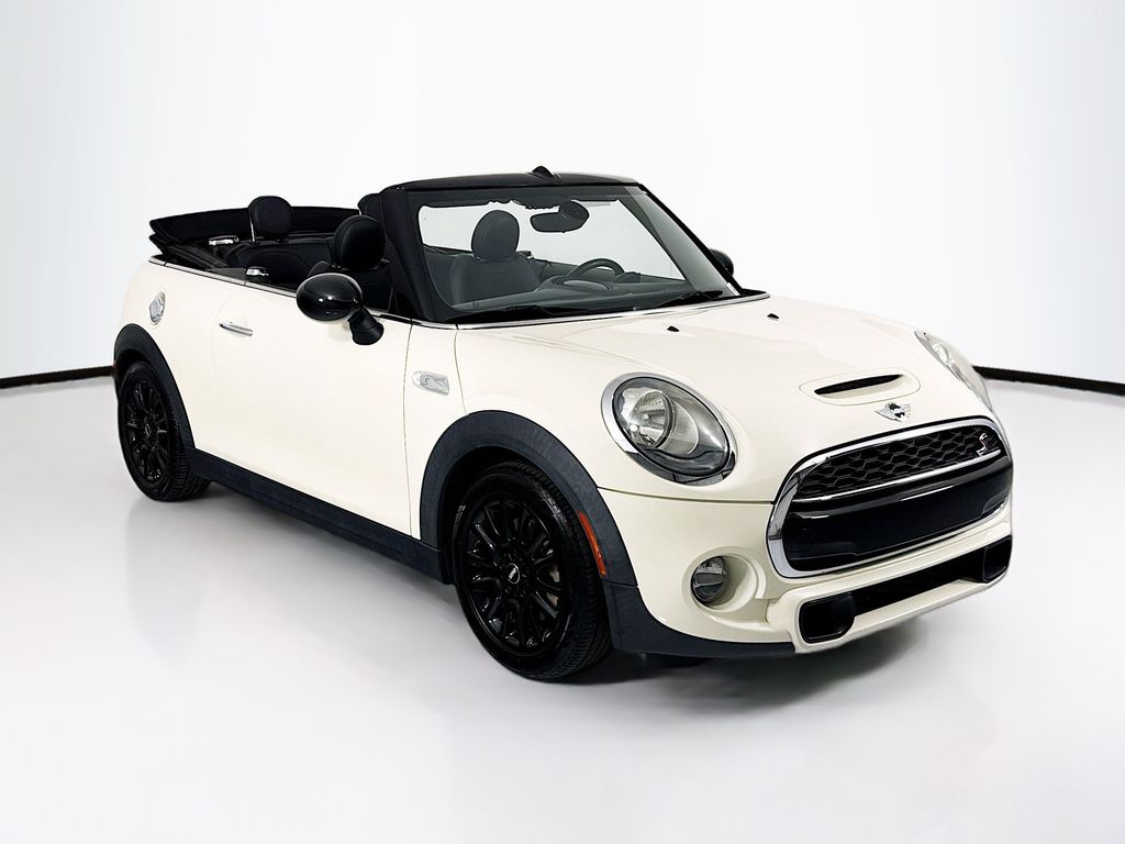 Thumbnail: 2017 MINI Cooper - 3