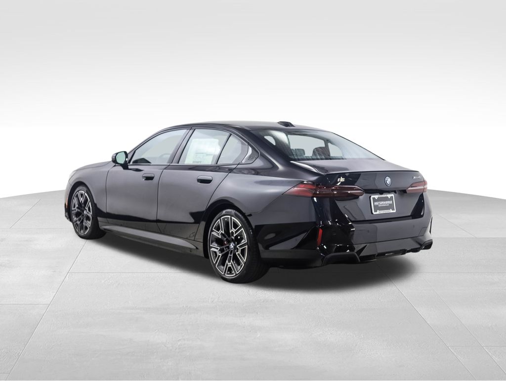 Thumbnail: 2026 BMW i5 - 4